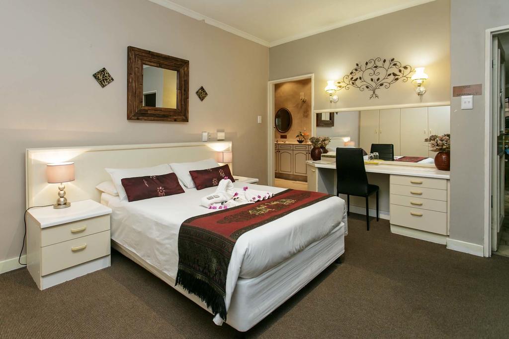 Sun Bell Lodge Белвилл Экстерьер фото