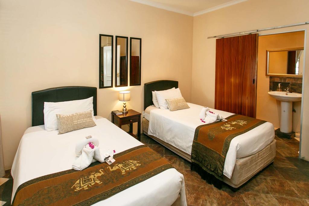 Sun Bell Lodge Белвилл Экстерьер фото