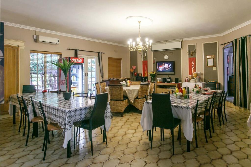 Sun Bell Lodge Белвилл Экстерьер фото